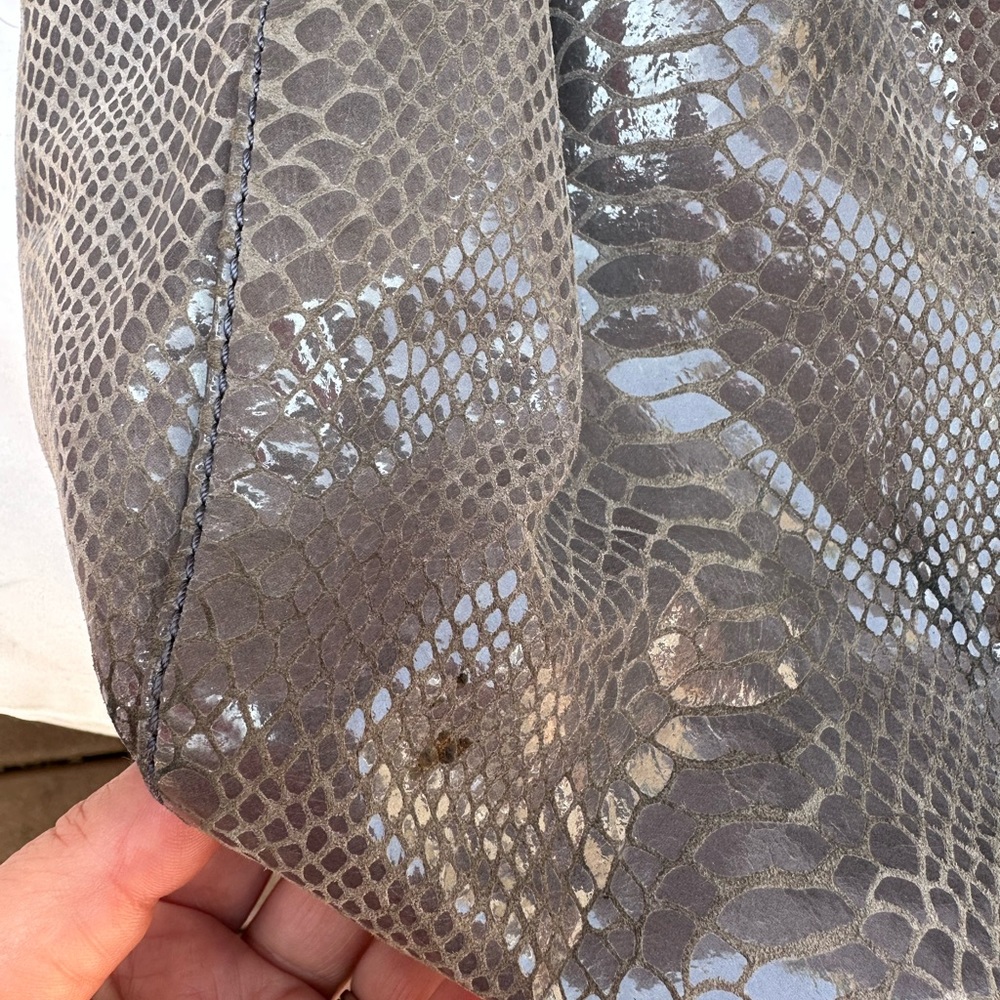 Michael Kors leather tote - Picture 2 of 9